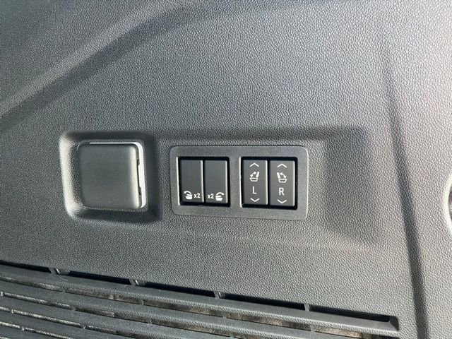 2026 GMC Yukon Denali - Photo 39