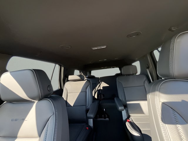 2026 GMC Yukon Denali - Photo 24
