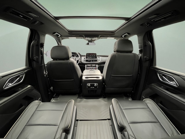 2023 GMC Yukon SLT - Photo 33