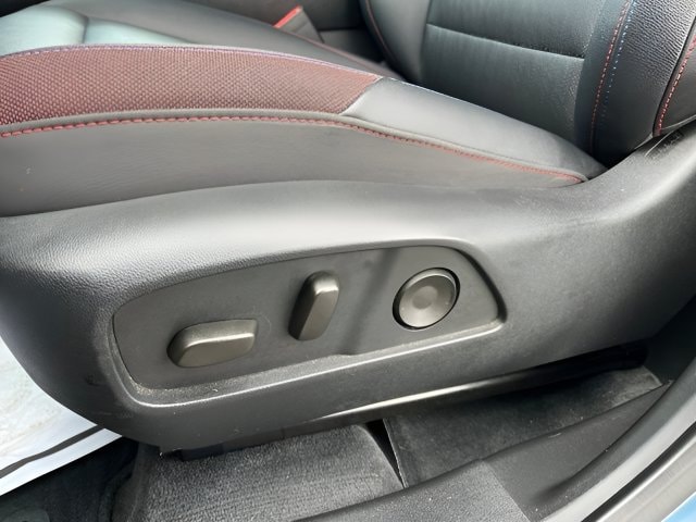 2025 Chevrolet Equinox RS - Photo 12