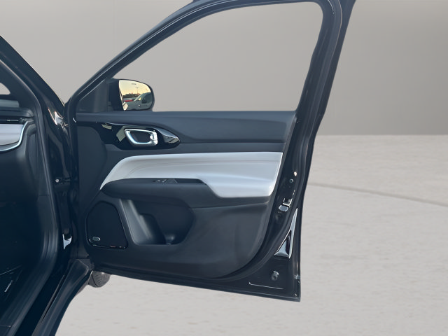 2025 Jeep Compass Limited - Photo 31