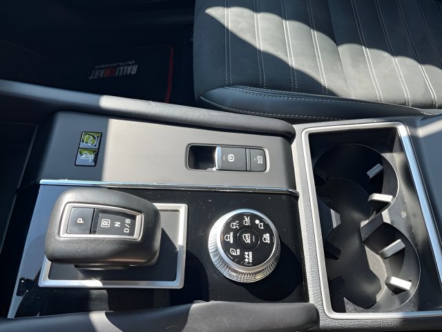 2024 Mitsubishi Outlander Plug-in Hybrid SE - Photo 21