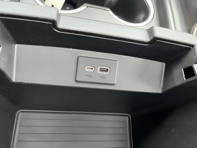 2023 GMC Yukon SLT - Photo 24