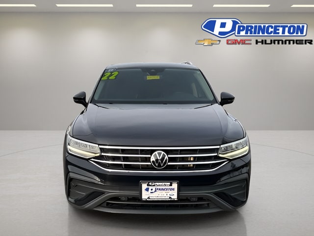 Used 2022 Volkswagen Tiguan SE with VIN 3VV2B7AX9NM130324 for sale in Princeton, IL