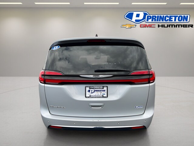 2024 Chrysler Pacifica Touring L - Photo 7