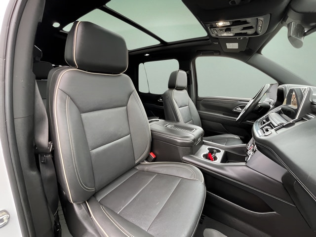 2023 GMC Yukon SLT - Photo 39
