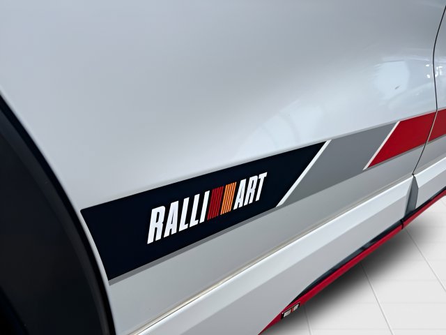2024 Mitsubishi Outlander Plug-in Hybrid SE - Photo 43