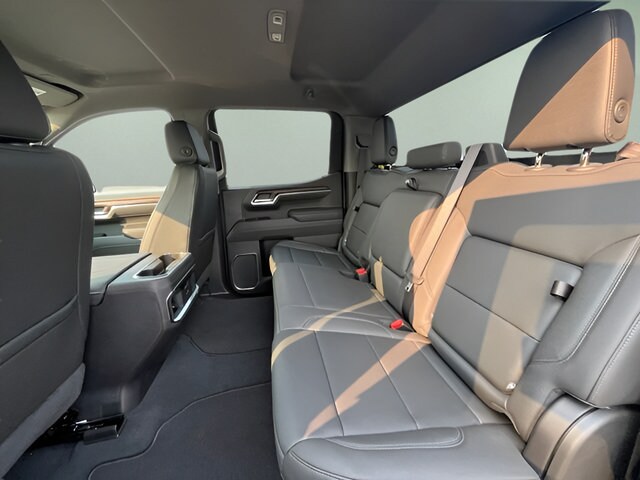 2026 GMC Sierra 1500 SLT - Photo 26