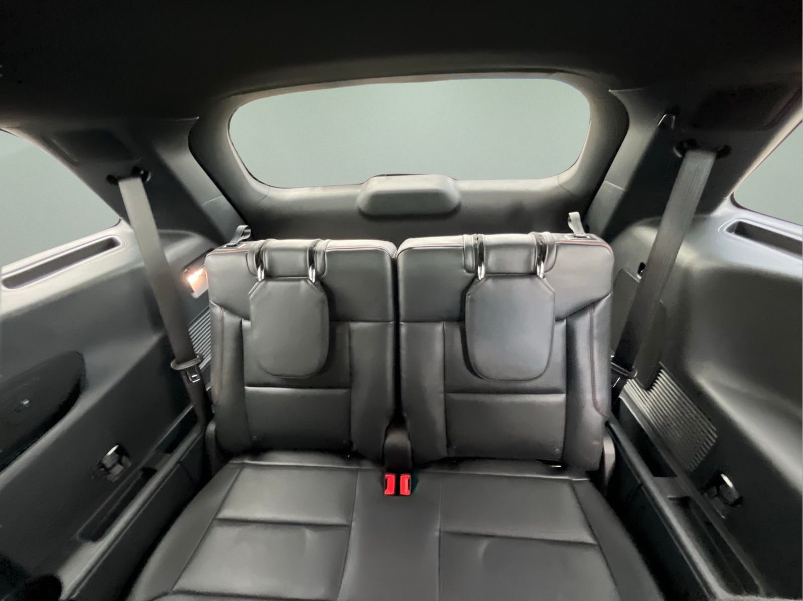 2026 Ford Explorer ST-Line - Photo 30
