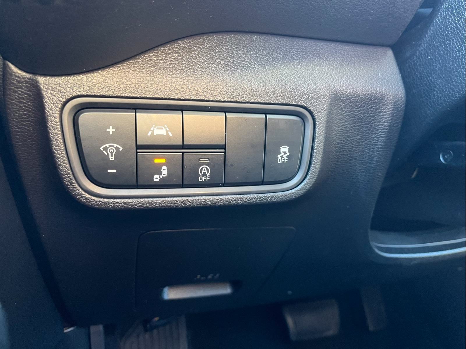 2022 Kia Soul GT-Line - Photo 13