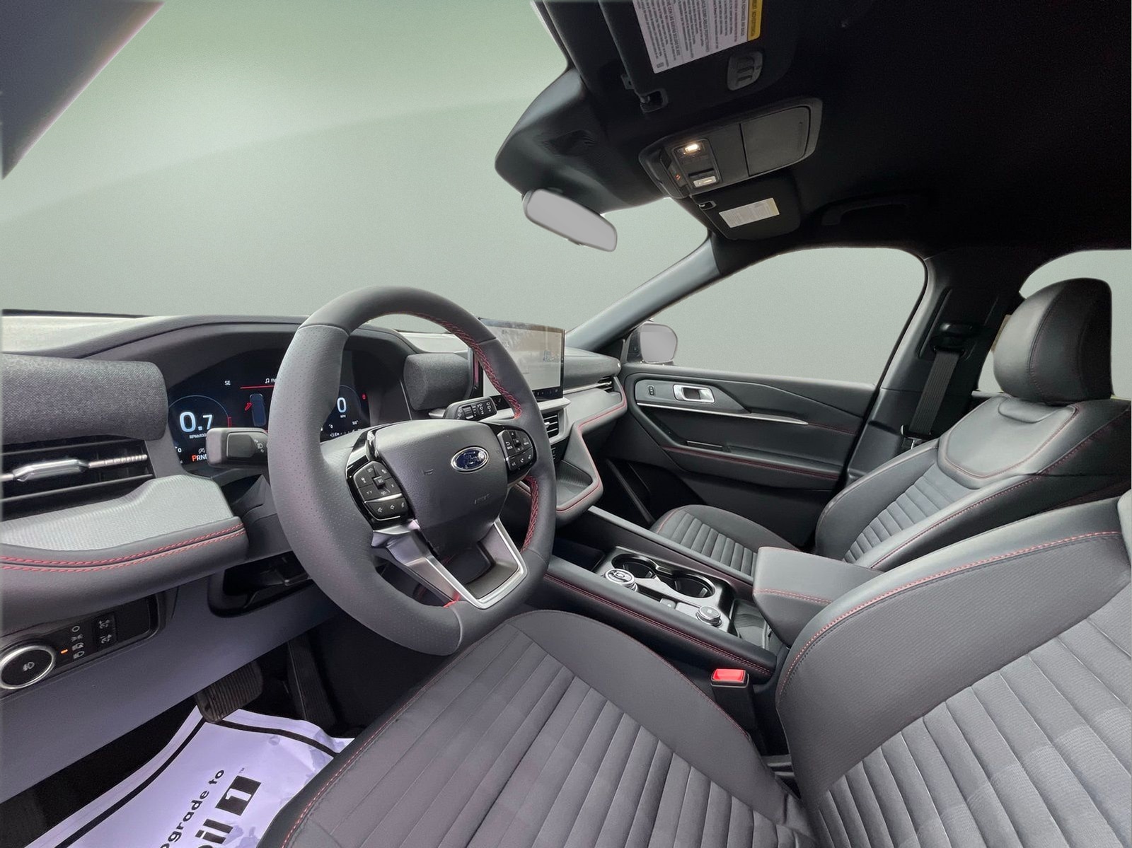 2026 Ford Explorer ST-Line - Photo 13