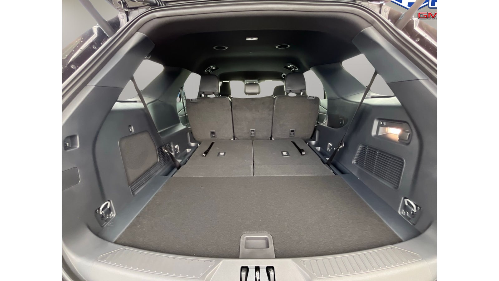 2026 Ford Explorer ST-Line - Photo 40