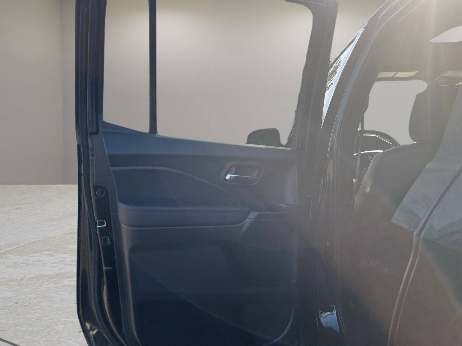 2023 Honda Ridgeline Black Edition - Photo 25