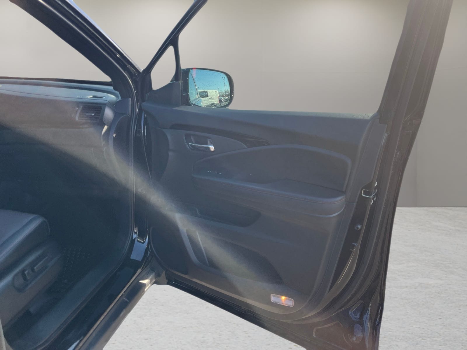 2023 Honda Ridgeline Black Edition - Photo 31