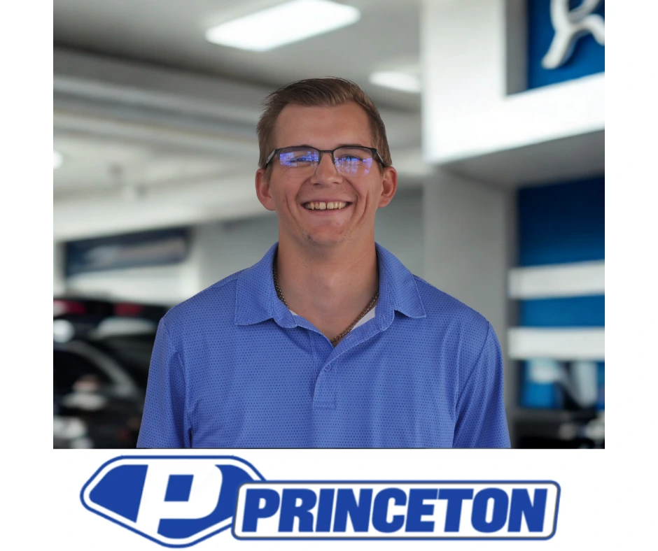 Staff member Garrett Pistole from ID_143b8a