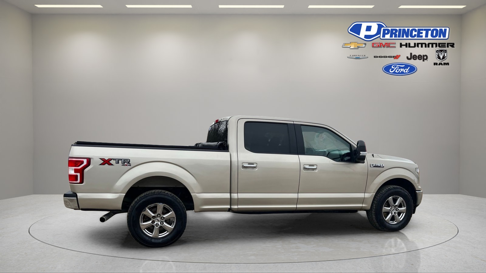 2018 Ford F-150 XLT - Photo 8