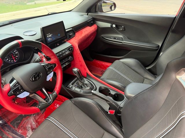 2022 Hyundai Veloster N - Photo 9
