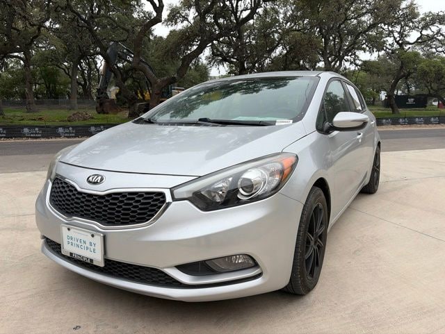Used 2016 Kia Forte5 LX with VIN KNAFK5A80G5586926 for sale in Boerne, TX