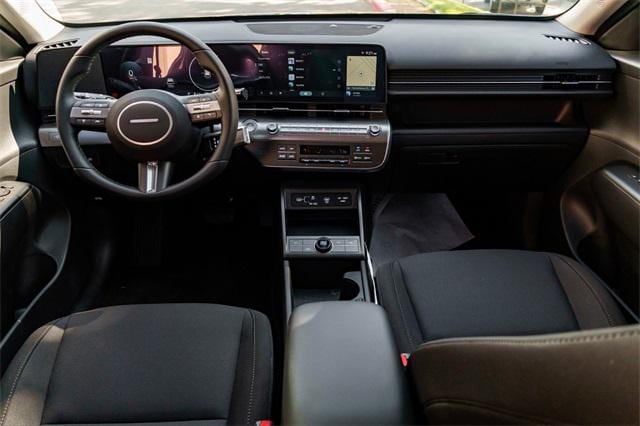 2025 Hyundai Kona EV SEL - Photo 21