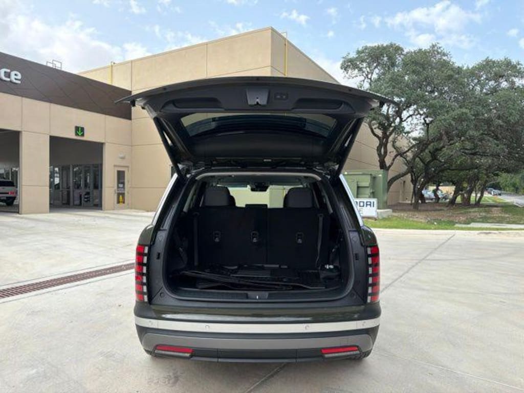 New 2026 Hyundai Palisade SEL FWD SUV
