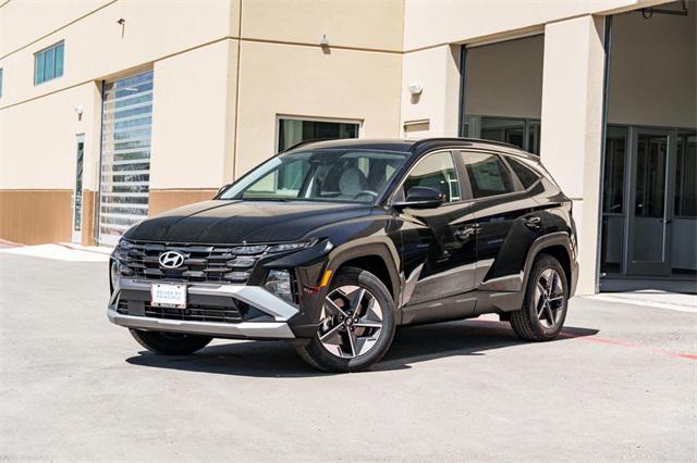 2025 Hyundai Tucson SEL photo 2