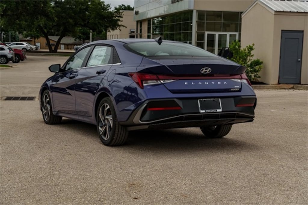 Used 2025 Hyundai Kona SEL Convenience SUV