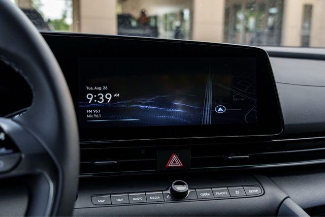 2025 Hyundai Elantra Blue - Photo 15