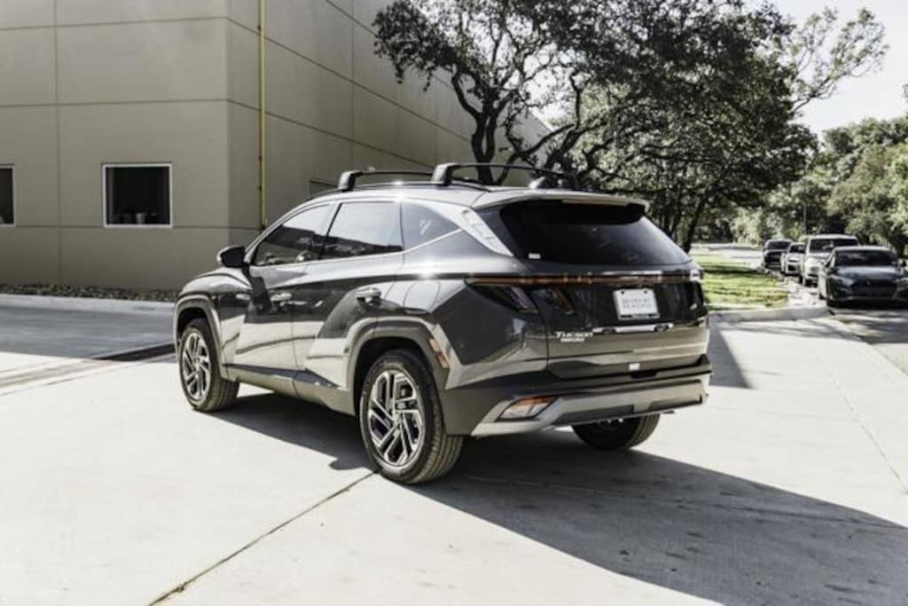 New 2026 Hyundai Tucson Limited AWD SUV
