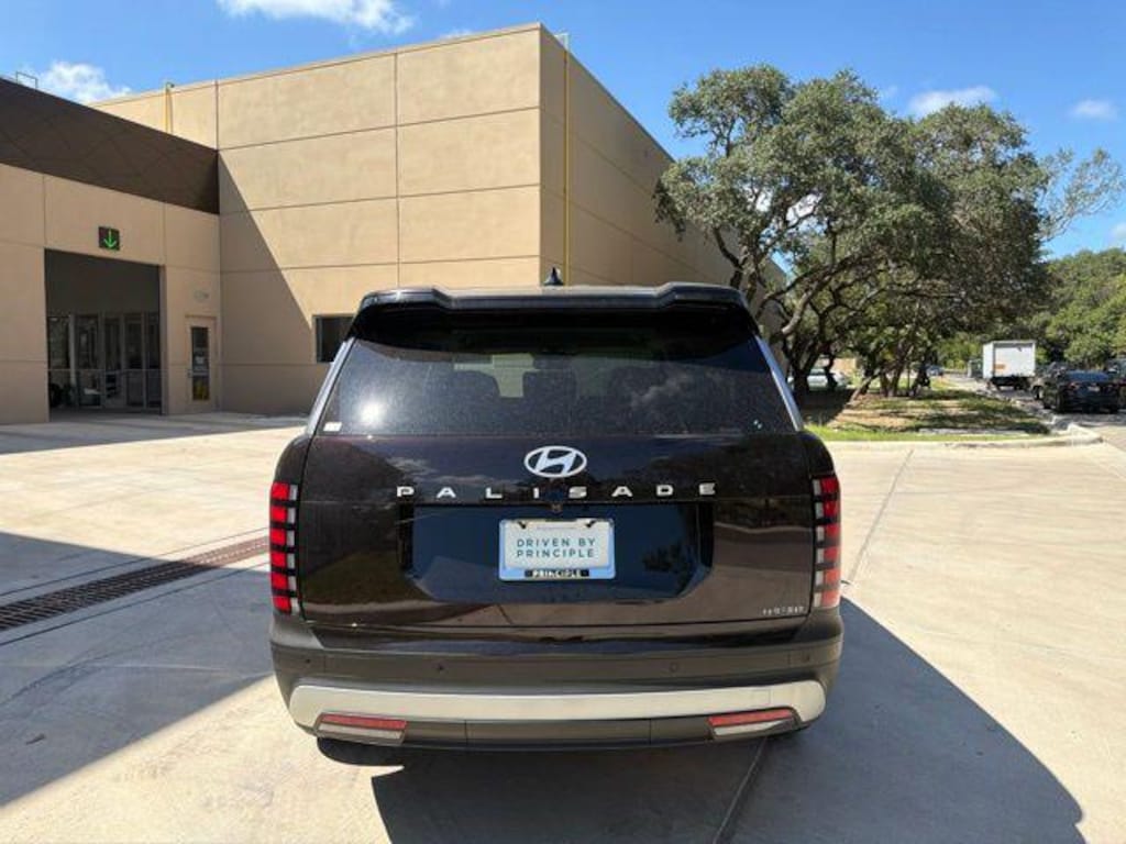 New 2026 Hyundai Palisade SE FWD SUV