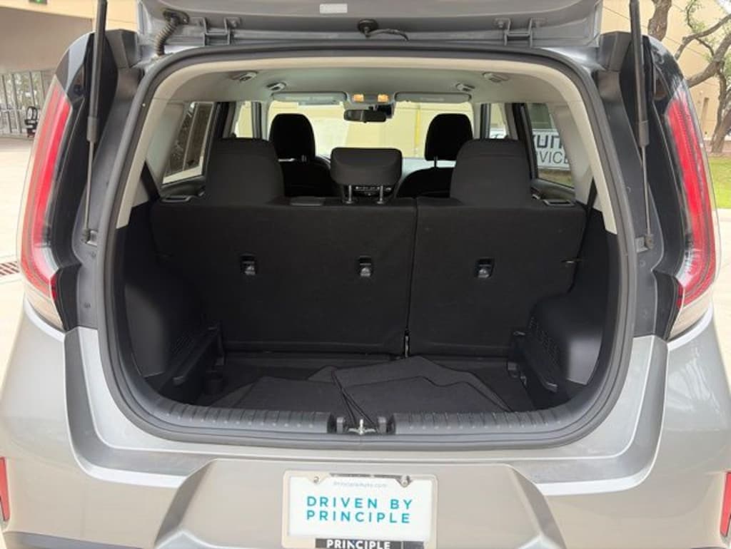 Used 2024 Kia Soul LX Hatchback
