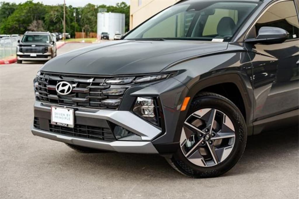New 2026 Hyundai Tucson SEL FWD SUV