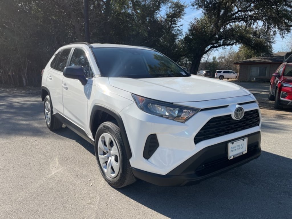 Used 2019 Toyota RAV4 LE SUV