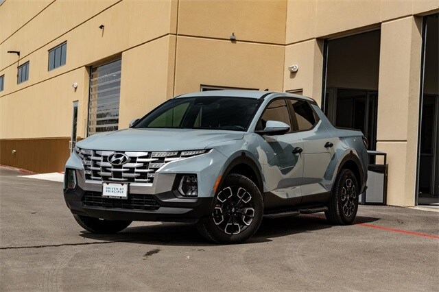 2024 Hyundai Santa Cruz SEL photo 2