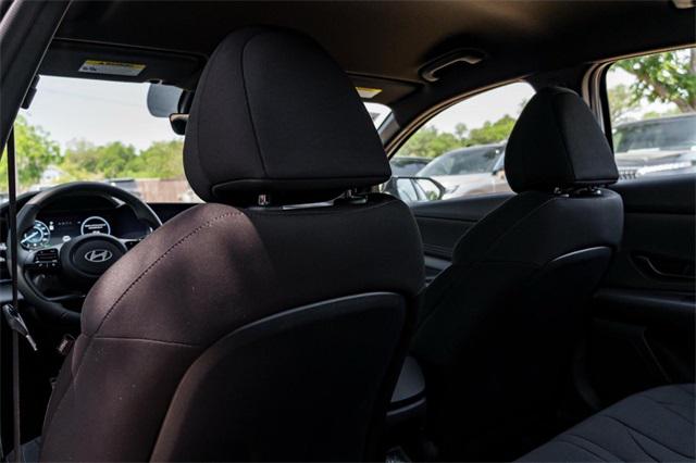 2025 Hyundai Elantra Blue - Photo 21