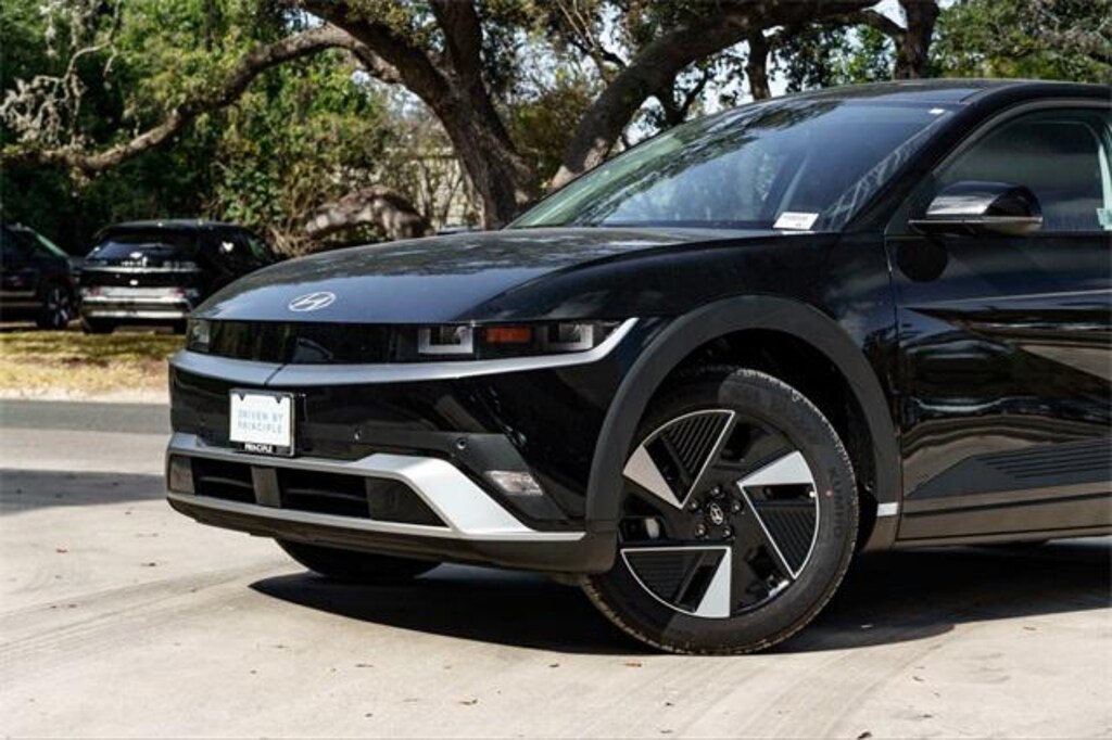 New 2026 Hyundai IONIQ 5 SE Standard Range SUV