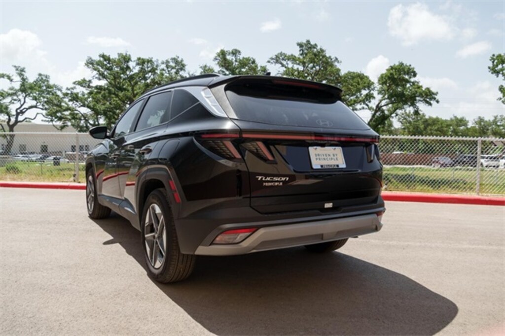 New 2025 Hyundai Tucson SEL Convenience FWD SUV