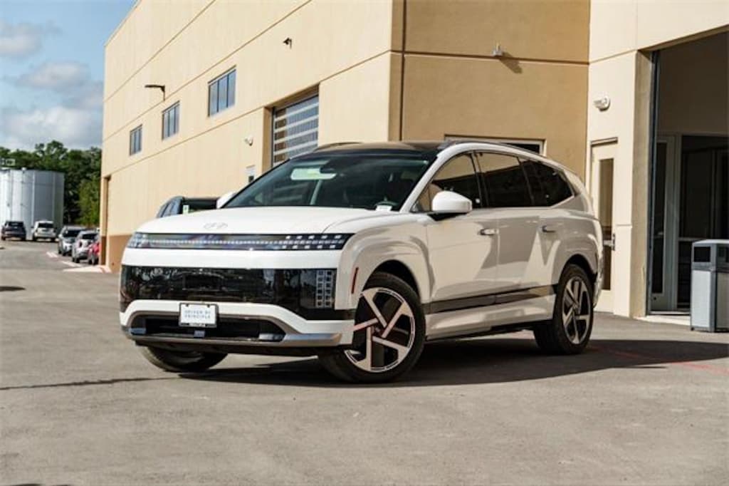 New 2026 Hyundai IONIQ 9 Performance Calligraphy SUV