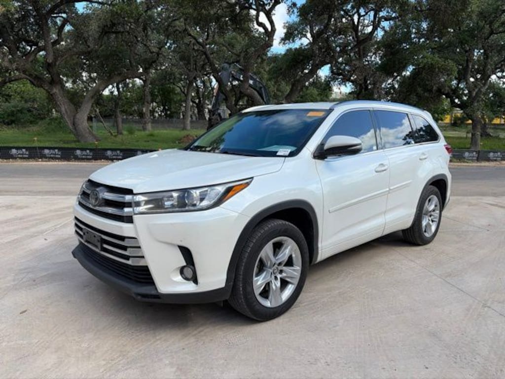 Used 2018 Toyota Highlander Limited SUV