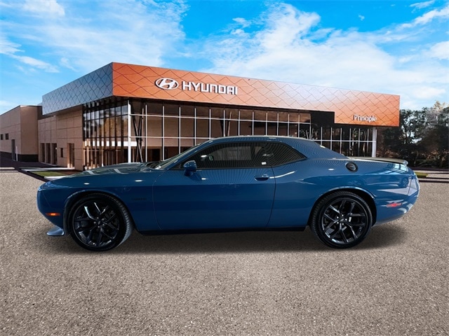 Used 2022 Dodge Challenger R/T with VIN 2C3CDZBT4NH254900 for sale in Boerne, TX