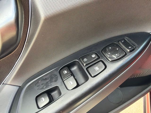 2022 Hyundai Veloster N - Photo 16