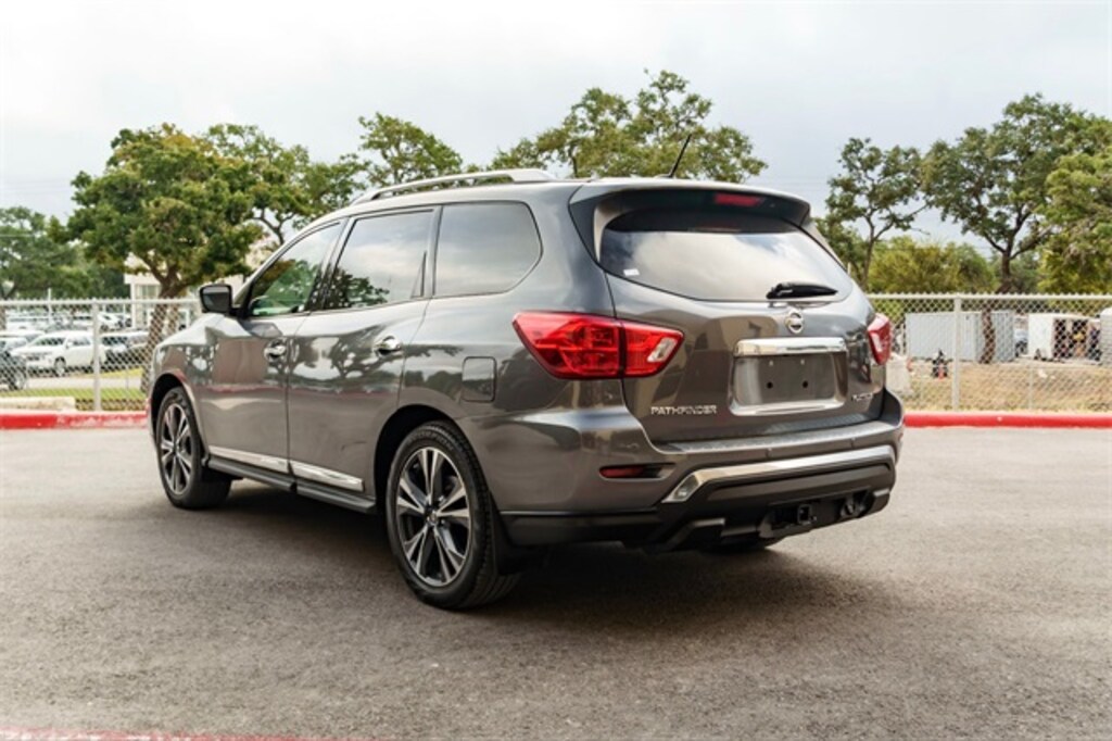Used 2017 Nissan Pathfinder Platinum SUV