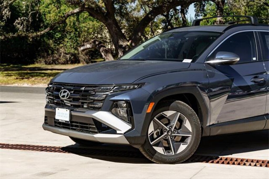 New 2026 Hyundai Tucson SEL Premium FWD SUV