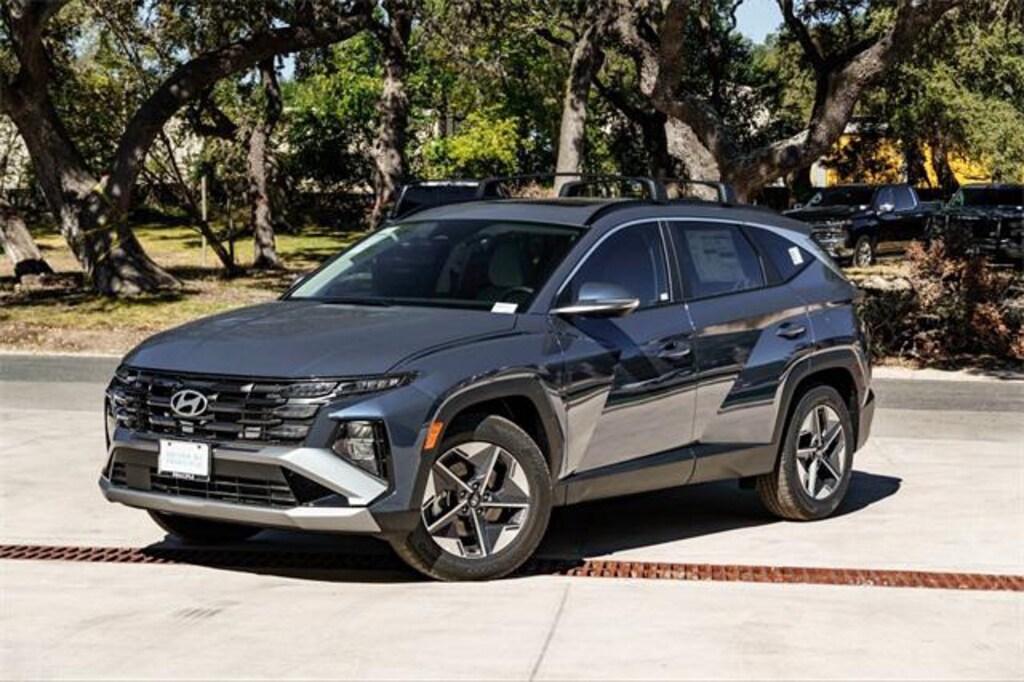 New 2026 Hyundai Tucson SEL Premium FWD SUV