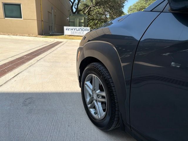2020 Hyundai Kona SE - Photo 14