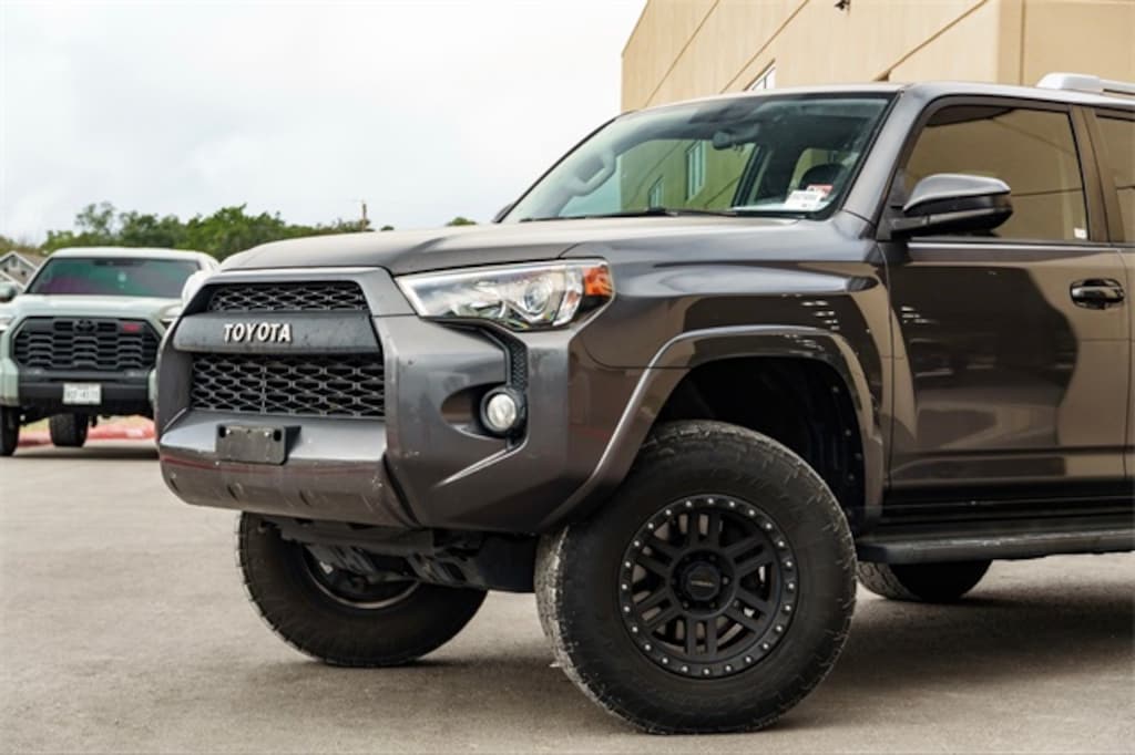 Used 2018 Toyota 4Runner SR5 SUV