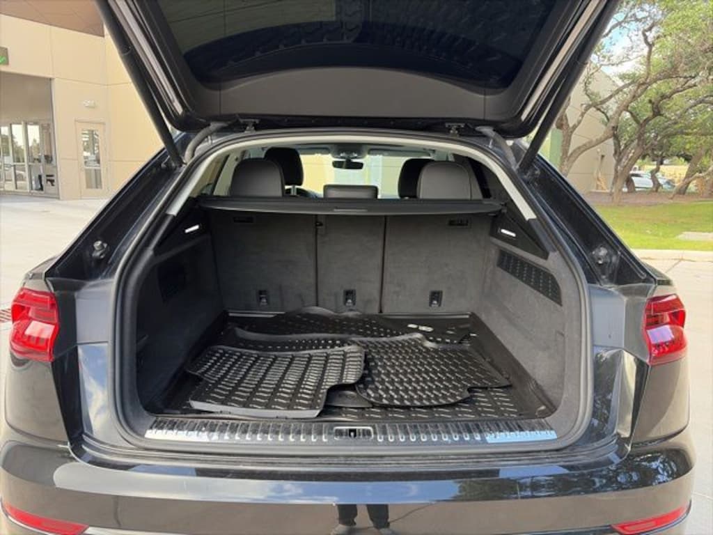 Used 2022 Audi Q8 55 Premium Plus SUV