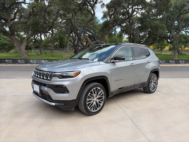 2022 Jeep Compass Limited 4X4's photo