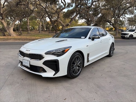 2022 Kia Stinger GT-Line Sedan