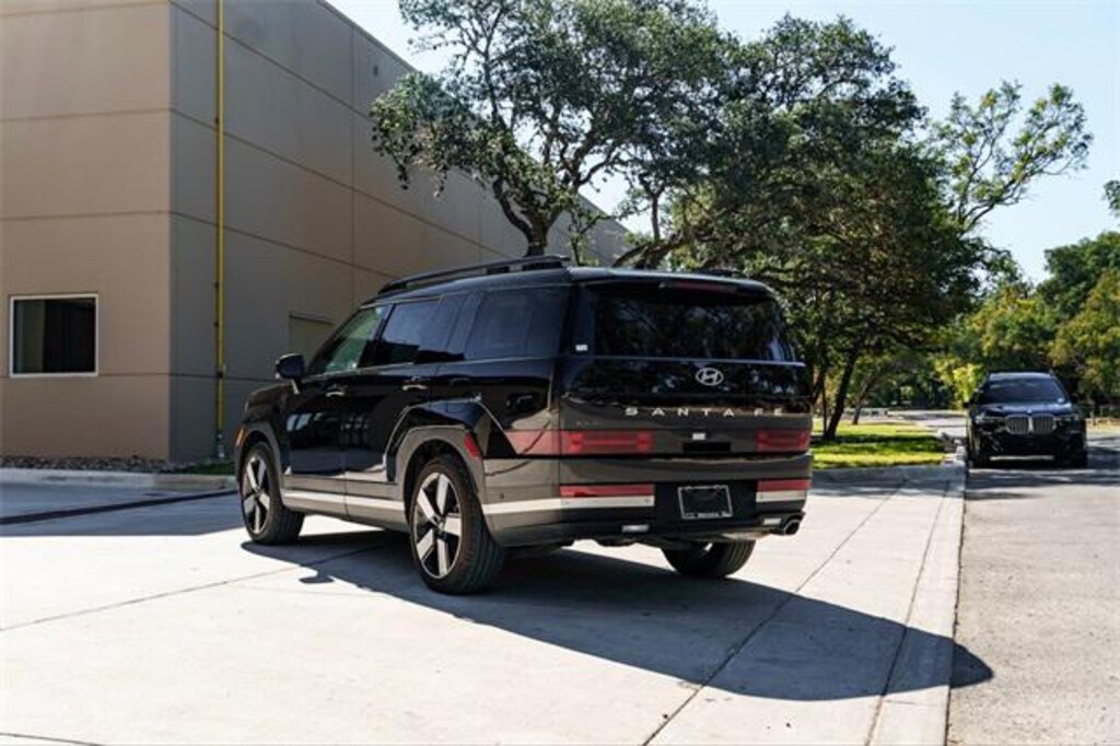 New 2025 Hyundai Santa Fe Limited FWD SUV