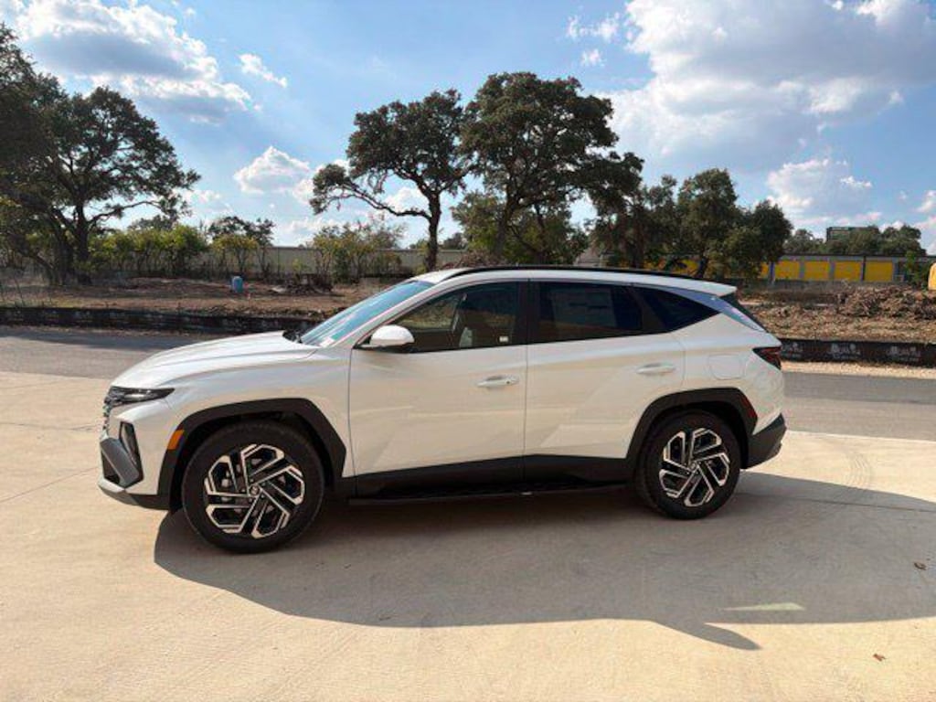 New 2026 Hyundai Tucson SEL Plus FWD SUV